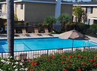 2400 Elden Ave APT 1, Costa Mesa, CA 92627