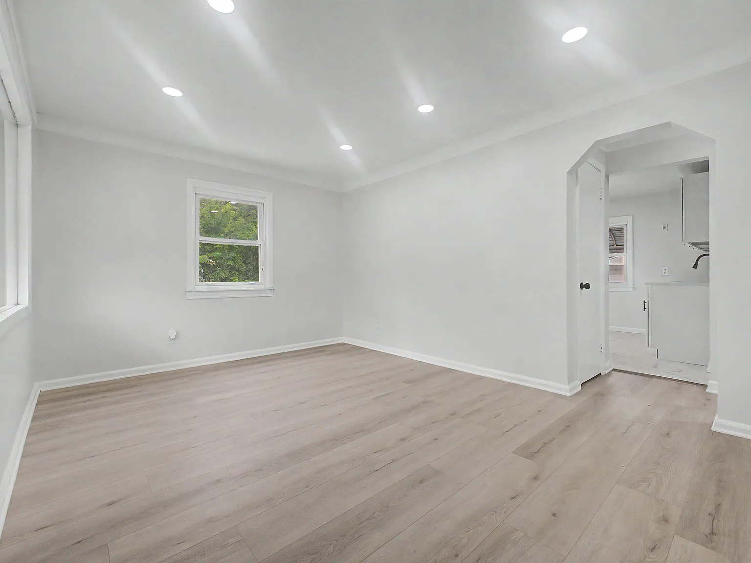 2 bed, 1540 sqft, $1,200 — Photo 3