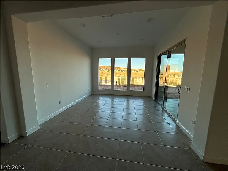 162 Sun Glaze Ave — Photo 19