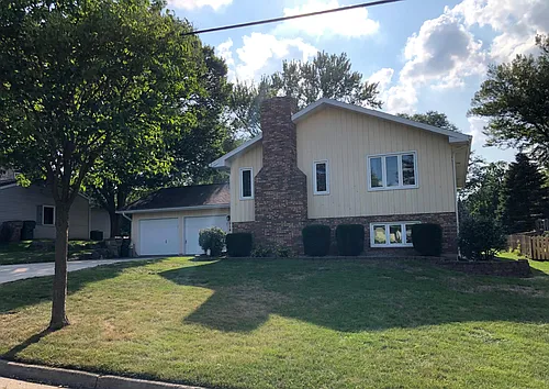 514 Hilltop Dr Photo 1