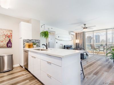 1133 Waimanu St APT 2009, Honolulu, HI, 96814