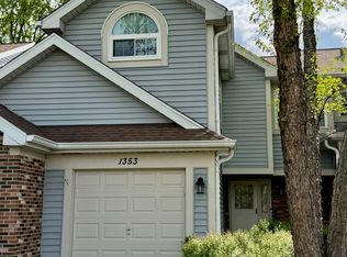 1353 Ridgefield Cir #1353, Carol Stream, IL 60188