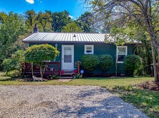 556 Deaverview Rd, Asheville, NC 28806