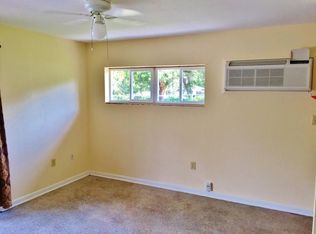 119 SE 8th St, Gainesville, FL 32601