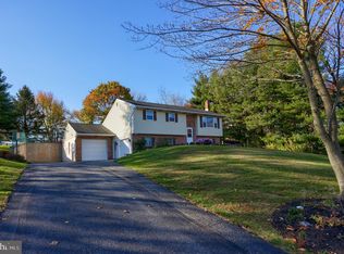 2041 Airy Hill Rd, Manheim, PA 17545