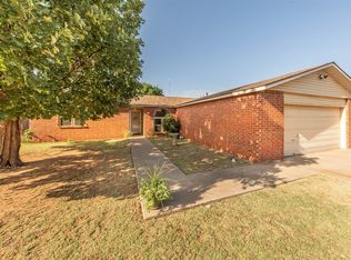 2409 92nd St, Lubbock, TX 79423
