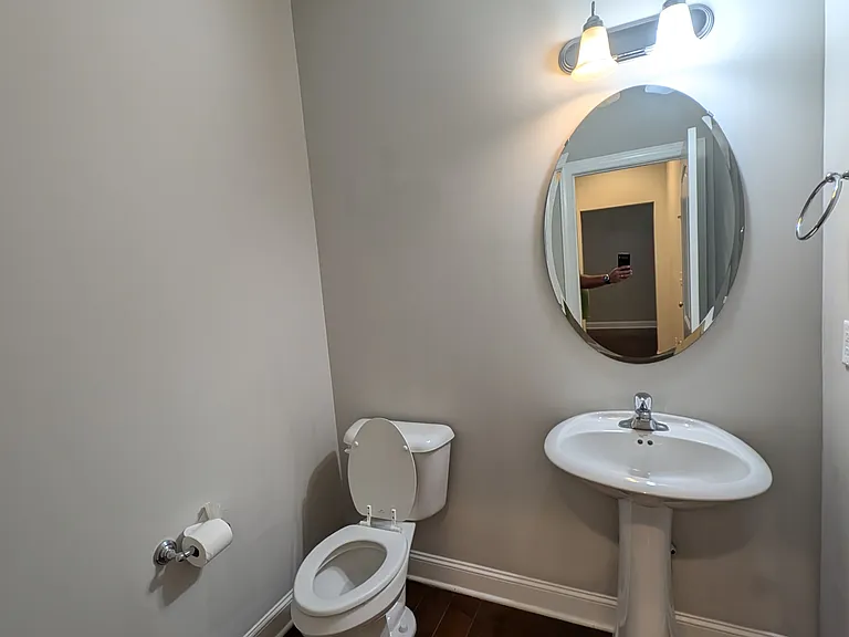 109 Secret Grove Ln — Photo 4