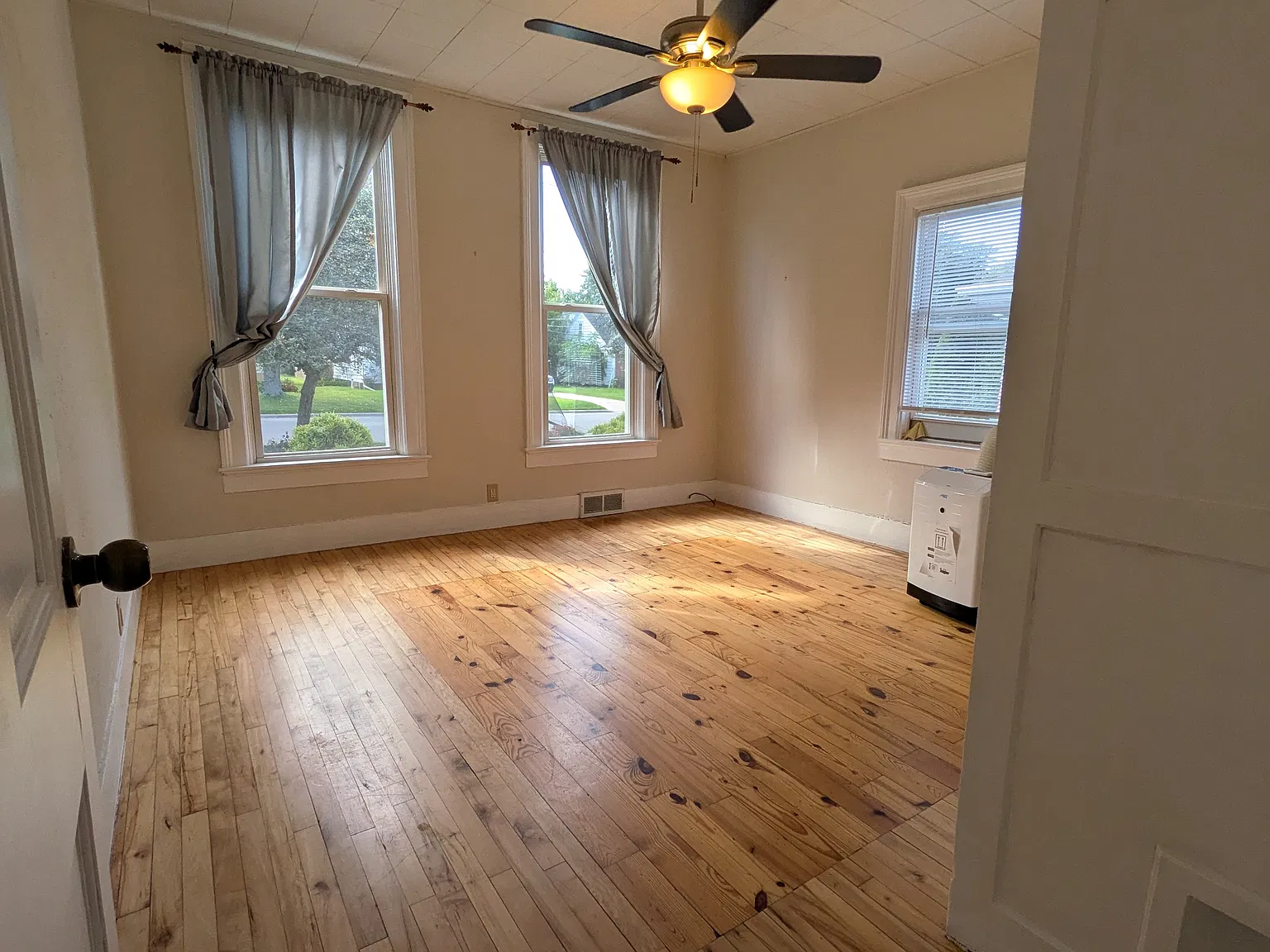 1289 Garland St — Photo 4
