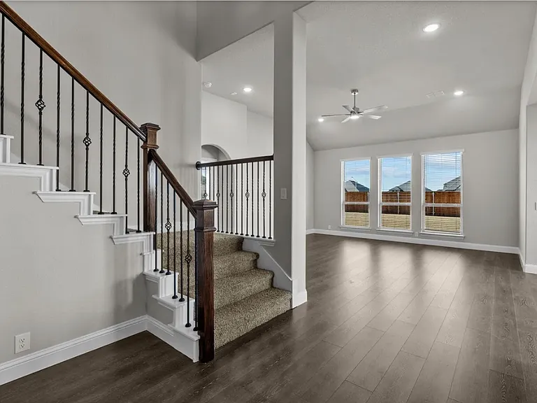 16921 Sandgrass Dr — Photo 12