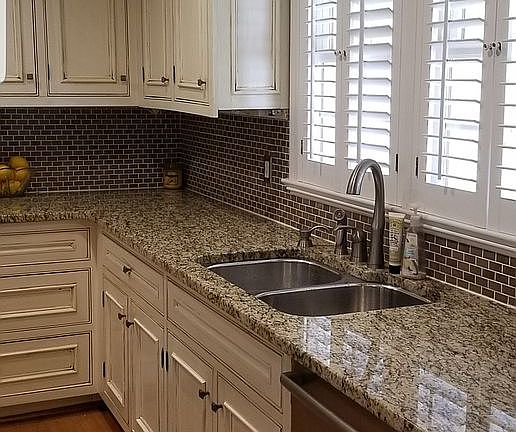 4th image of 320 Powhatan Dr