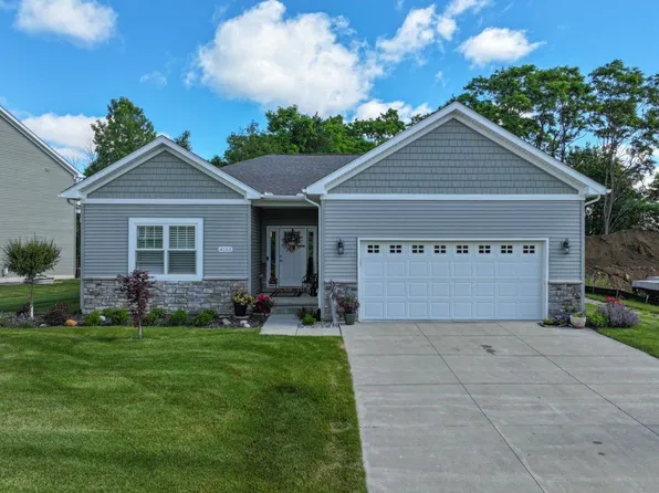 4153 Cedar Ln, Grand Blanc, MI 48439