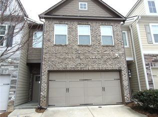 1523 River Oak Ln, Stone Mountain, GA 30083