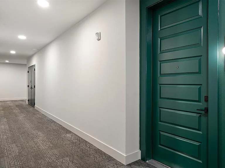 2500 Longview St #222 — Photo 5
