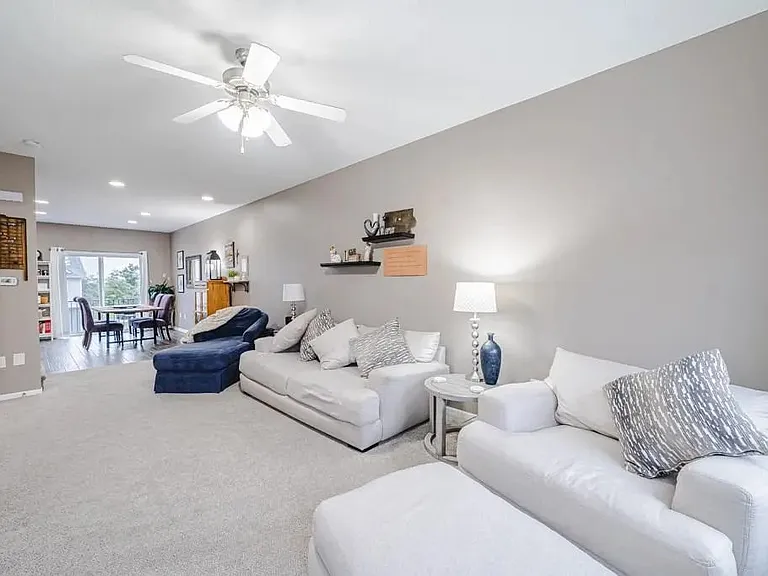 6871 Jack London Dr — Photo 10