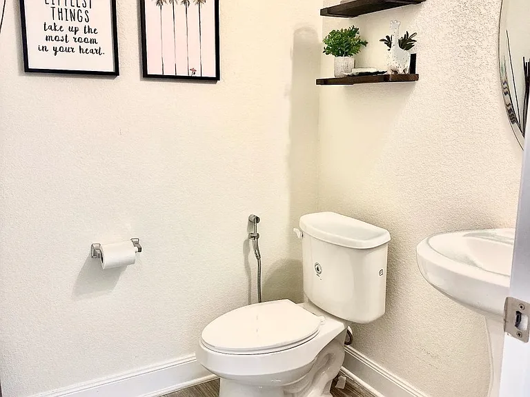 1110 Penny Ranch Ln — Photo 7