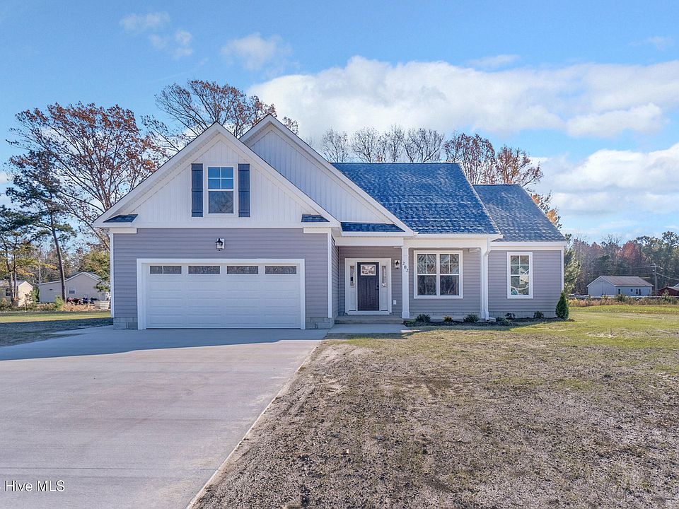 1st image of 202 Victoria Lane