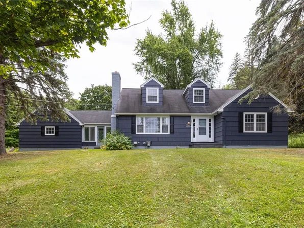7167 Pittsford Palmyra Rd, Fairport, NY 14450