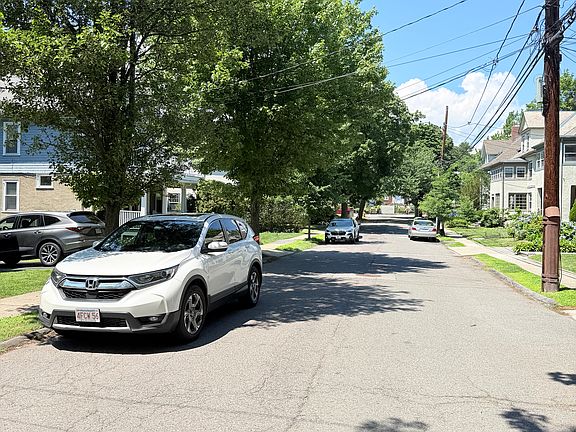 5th image of 21 Spruce St #2