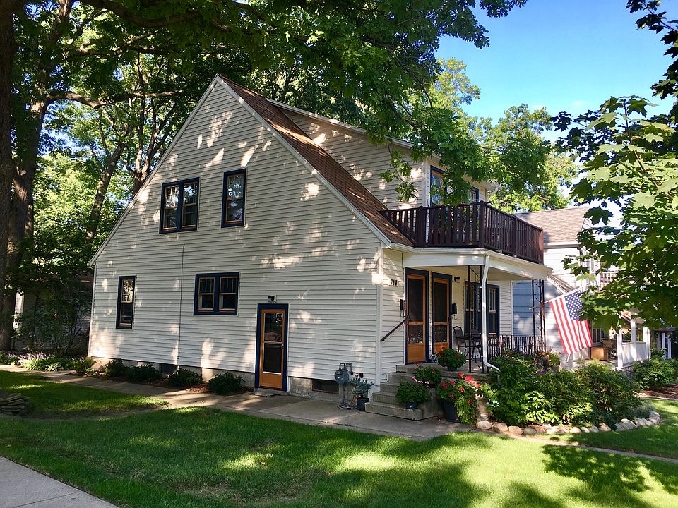 1st image of 710 Pauline Blvd