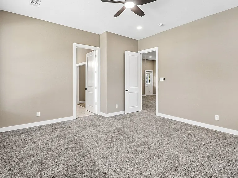 10711 Cromwell Dr — Photo 36
