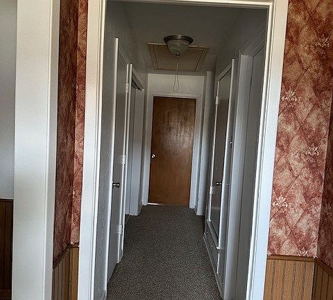 2nd image of 1915 Yarborough Dr
