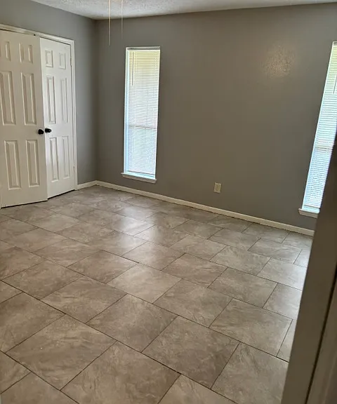 12702 Hunting Brook Dr — Photo 7