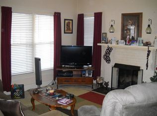 217 W Cherry St, Carmi, IL 62821