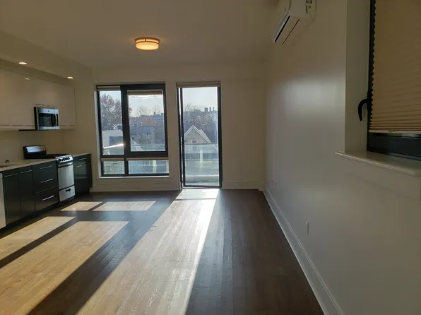 130 Ocean Parkway image 1 of 20