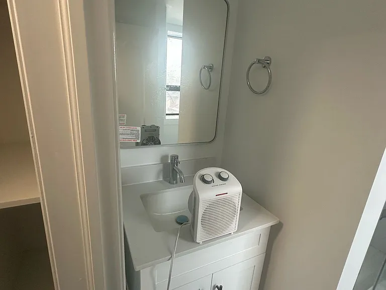 1710 Saint Clair Ave W #2 — Photo 21