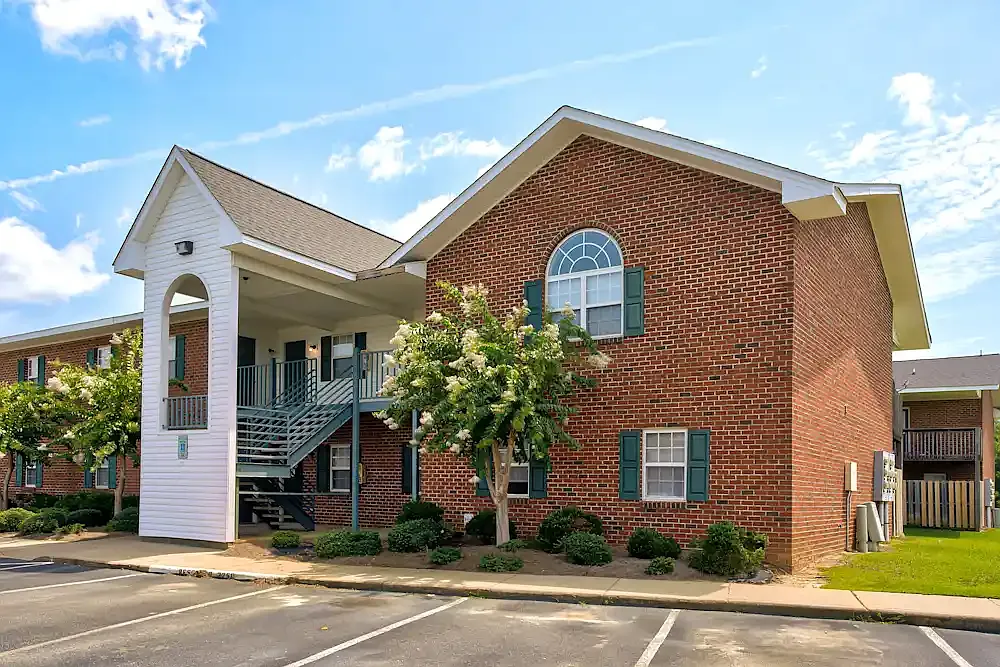 Hampton Village of Rocky Mount — Photo 2