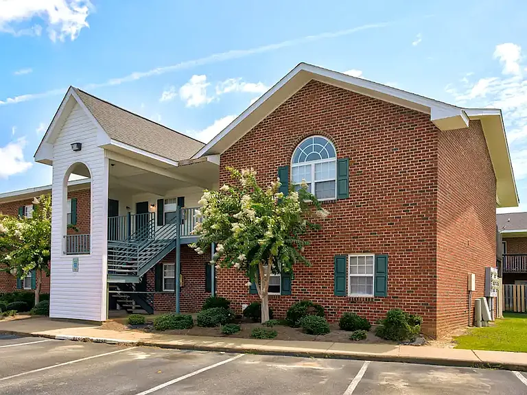 Hampton Village of Rocky Mount — Photo 2