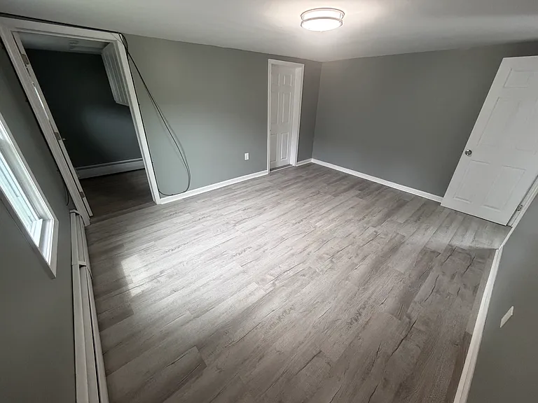 36 Pulaski St — Photo 9