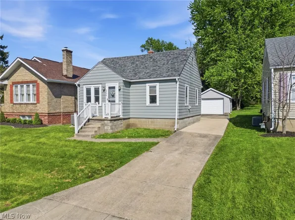 2326 Verneva St, Zanesville, OH 43701