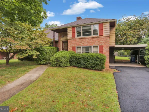 2307 Gring Dr, Reading, PA 19609