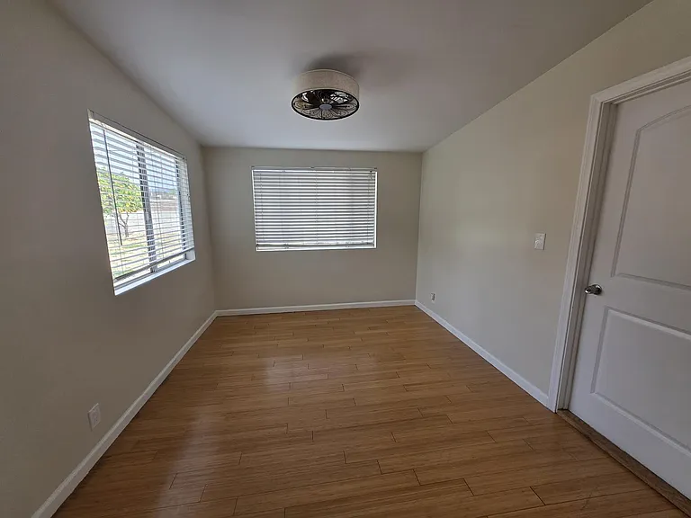 Bonus Room/Den