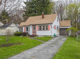 72 Birchwood Dr, Rochester, NY 14622