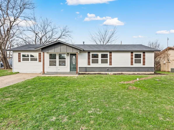 5221 Mack Rd, Haltom City, TX 76117