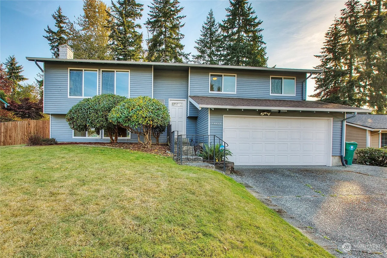 SE 164th St, Renton — Photo 1