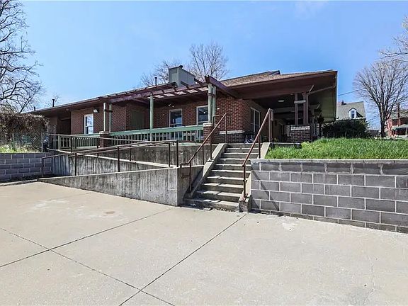 2nd image of 520 N White Ave