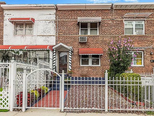 1227 E 223rd St Bronx Ny 10466 Zillow