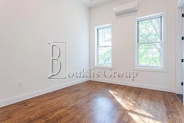 Rented by Bouklis Group