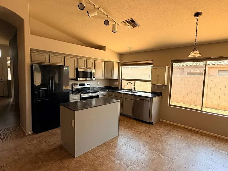 43878 W Wade Dr — Photo 6