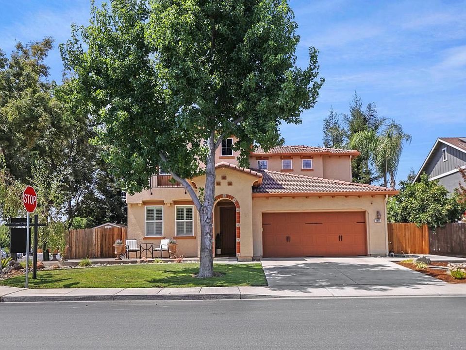 1st image of 1417 Sentinel Dr