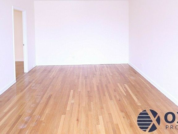 2nd image of 3415 Parsons Blvd APT 7CC
