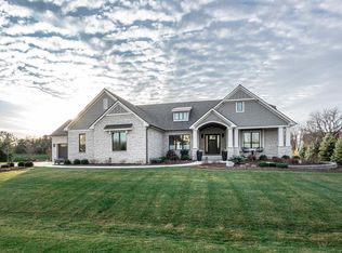 4469 Lake Vista Dr, Dexter, MI 48130