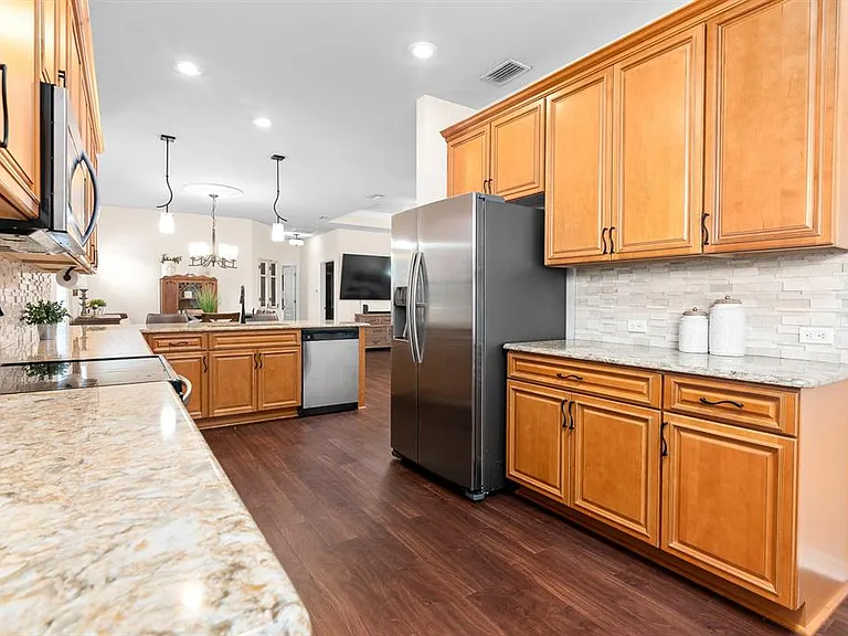 7916 SW 80th Dr — Photo 13