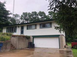 773 N 2856th Rd, Utica, IL 61373