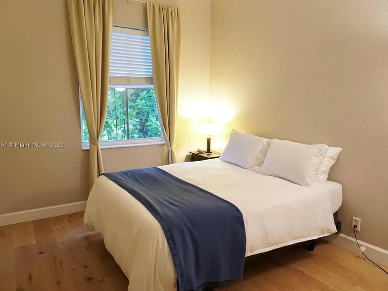 878 Lavender Cir #878 — Photo 17