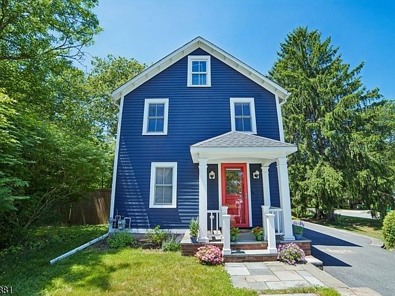 2nd image of 48 Mountain Ave