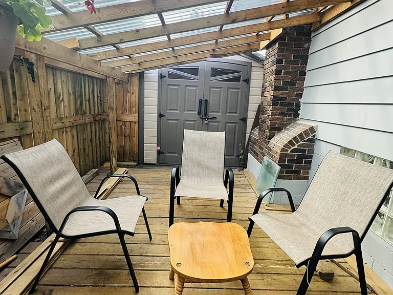 3361 Rexway Dr — Photo 14